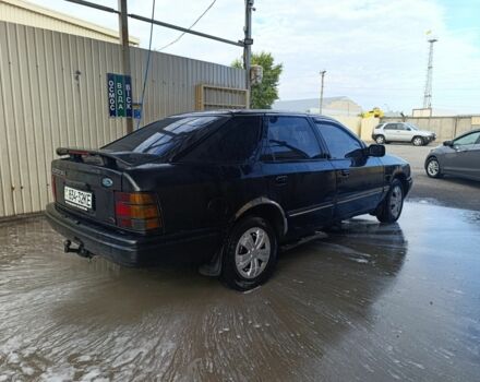 Черный Форд Скорпио, объемом двигателя 2 л и пробегом 60 тыс. км за 912 $, фото 1 на Automoto.ua