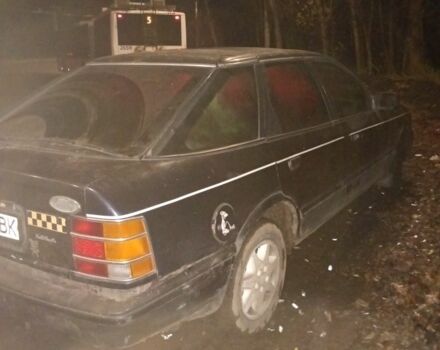 Черный Форд Скорпио, объемом двигателя 2 л и пробегом 777 тыс. км за 600 $, фото 3 на Automoto.ua