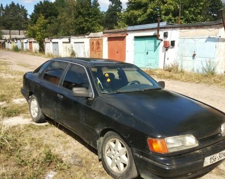 Черный Форд Скорпио, объемом двигателя 2 л и пробегом 302 тыс. км за 900 $, фото 1 на Automoto.ua