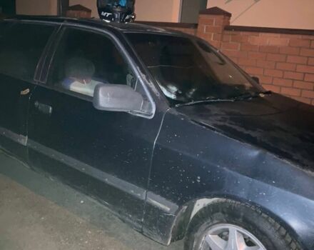 Чорний Форд Скорпіо, об'ємом двигуна 2 л та пробігом 310 тис. км за 645 $, фото 3 на Automoto.ua