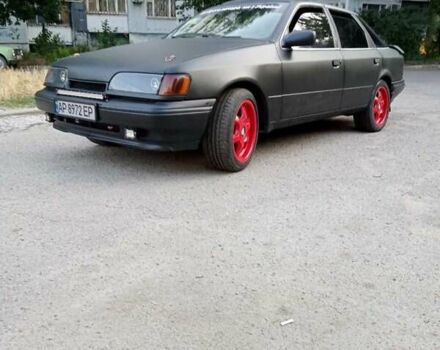 Черный Форд Скорпио, объемом двигателя 2.4 л и пробегом 300 тыс. км за 2500 $, фото 1 на Automoto.ua