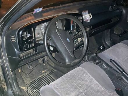 Форд Скорпіо 1988 у Дніпро (Дніпропетровську) на Automoto.ua Чорний Форд Скорпіо, об'ємом двигуна 2 л та пробігом 310 тис. км за 645 $, фото 1 на Automoto.ua