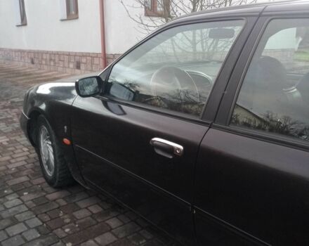 Фиолетовый Форд Скорпио, объемом двигателя 2 л и пробегом 312 тыс. км за 2200 $, фото 3 на Automoto.ua