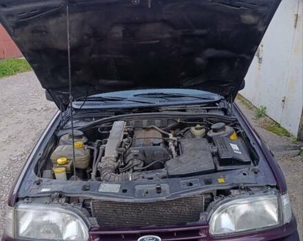 Форд Скорпіо 1994 у Броварах на Automoto.ua Фіолетовий Форд Скорпіо, об'ємом двигуна 2 л та пробігом 277 тис. км за 1700 $, фото 6 на Automoto.ua