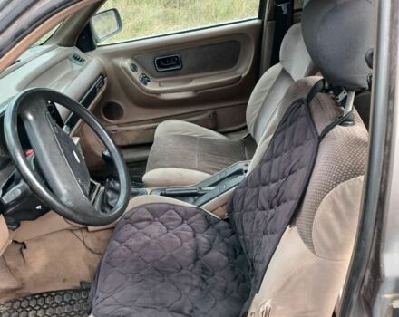 Форд Скорпио 1988 в Житомире на Automoto.ua Коричневый Форд Скорпио, объемом двигателя 2 л и пробегом 300 тыс. км за 650 $, фото 4 на Automoto.ua