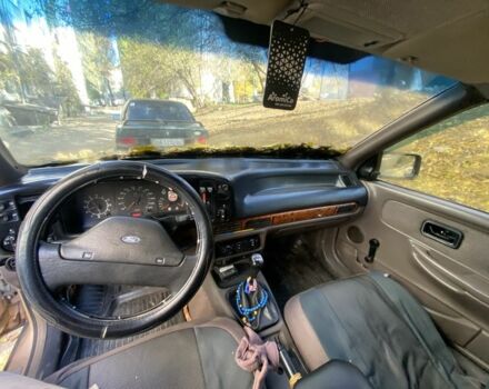 Коричневый Форд Скорпио, объемом двигателя 2 л и пробегом 300 тыс. км за 850 $, фото 6 на Automoto.ua