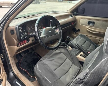 Коричневый Форд Скорпио, объемом двигателя 2 л и пробегом 300 тыс. км за 1500 $, фото 10 на Automoto.ua