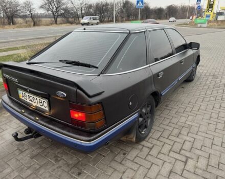 Коричневый Форд Скорпио, объемом двигателя 2 л и пробегом 300 тыс. км за 1500 $, фото 5 на Automoto.ua