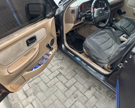 Коричневый Форд Скорпио, объемом двигателя 2 л и пробегом 300 тыс. км за 1500 $, фото 8 на Automoto.ua