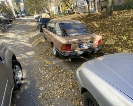 Коричневый Форд Скорпио, объемом двигателя 2 л и пробегом 300 тыс. км за 850 $, фото 1 на Automoto.ua