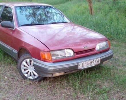 Красный Форд Скорпио, объемом двигателя 3 л и пробегом 250 тыс. км за 850 $, фото 2 на Automoto.ua