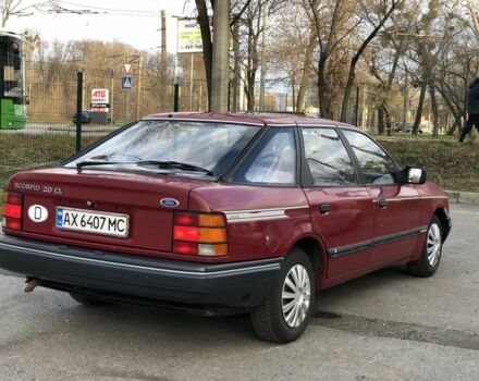 Красный Форд Скорпио, объемом двигателя 2 л и пробегом 250 тыс. км за 1500 $, фото 3 на Automoto.ua