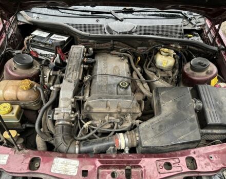 Красный Форд Скорпио, объемом двигателя 2 л и пробегом 187 тыс. км за 1500 $, фото 3 на Automoto.ua