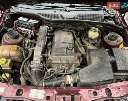 Красный Форд Скорпио, объемом двигателя 2 л и пробегом 187 тыс. км за 1500 $, фото 2 на Automoto.ua