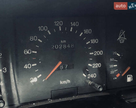 Красный Форд Скорпио, объемом двигателя 2 л и пробегом 202 тыс. км за 1500 $, фото 10 на Automoto.ua