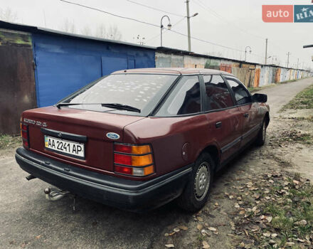 Красный Форд Скорпио, объемом двигателя 2 л и пробегом 202 тыс. км за 1500 $, фото 5 на Automoto.ua