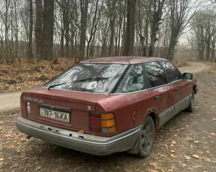 Красный Форд Скорпио, объемом двигателя 2 л и пробегом 111 тыс. км за 600 $, фото 3 на Automoto.ua