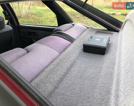 Красный Форд Скорпио, объемом двигателя 2 л и пробегом 178 тыс. км за 1500 $, фото 60 на Automoto.ua