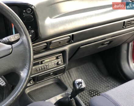 Красный Форд Скорпио, объемом двигателя 2 л и пробегом 178 тыс. км за 1500 $, фото 17 на Automoto.ua