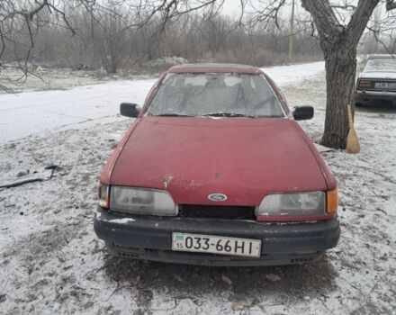 Красный Форд Скорпио, объемом двигателя 2 л и пробегом 3 тыс. км за 136 $, фото 1 на Automoto.ua