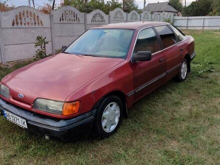 Форд Скорпіо 1986 у Дашів на Automoto.ua Червоний Форд Скорпіо, об'ємом двигуна 2 л та пробігом 200 тис. км за 1000 $, фото 1 на Automoto.ua