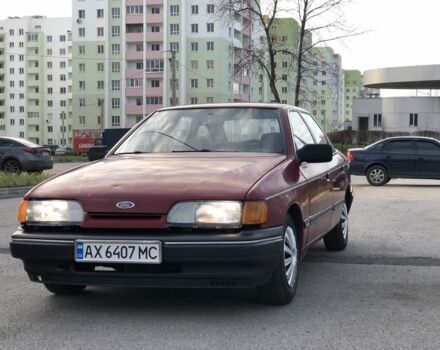 Красный Форд Скорпио, объемом двигателя 2 л и пробегом 250 тыс. км за 1500 $, фото 1 на Automoto.ua
