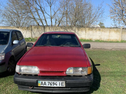 Форд Скорпио 1987 в Гостомель на Automoto.ua Красный Форд Скорпио, объемом двигателя 2 л и пробегом 300 тыс. км за 500 $, фото 1 на Automoto.ua