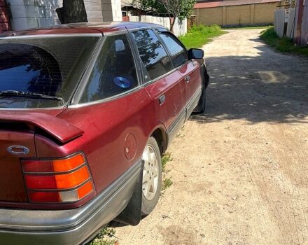 Красный Форд Скорпио, объемом двигателя 2.4 л и пробегом 262 тыс. км за 1500 $, фото 1 на Automoto.ua