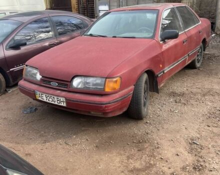 Красный Форд Скорпио, объемом двигателя 2 л и пробегом 300 тыс. км за 350 $, фото 1 на Automoto.ua