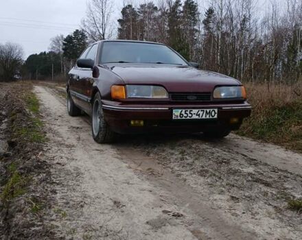 Красный Форд Скорпио, объемом двигателя 2 л и пробегом 400 тыс. км за 1350 $, фото 1 на Automoto.ua