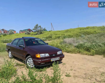 Красный Форд Скорпио, объемом двигателя 2 л и пробегом 180 тыс. км за 1000 $, фото 1 на Automoto.ua