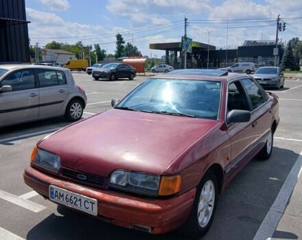 Красный Форд Скорпио, объемом двигателя 2 л и пробегом 121 тыс. км за 450 $, фото 1 на Automoto.ua