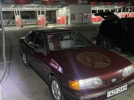 Красный Форд Скорпио, объемом двигателя 2 л и пробегом 230 тыс. км за 1300 $, фото 1 на Automoto.ua