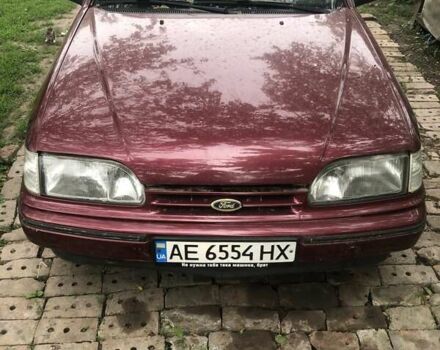 Червоний Форд Скорпіо, об'ємом двигуна 2 л та пробігом 375 тис. км за 1500 $, фото 1 на Automoto.ua