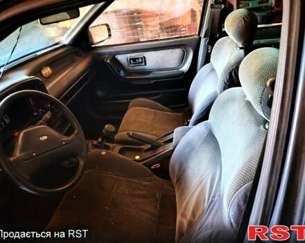 Форд Скорпио, объемом двигателя 2 л и пробегом 230 тыс. км за 720 $, фото 6 на Automoto.ua