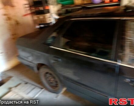 Форд Скорпио, объемом двигателя 2 л и пробегом 230 тыс. км за 720 $, фото 4 на Automoto.ua