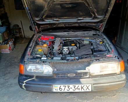 Форд Скорпио, объемом двигателя 2 л и пробегом 230 тыс. км за 720 $, фото 1 на Automoto.ua