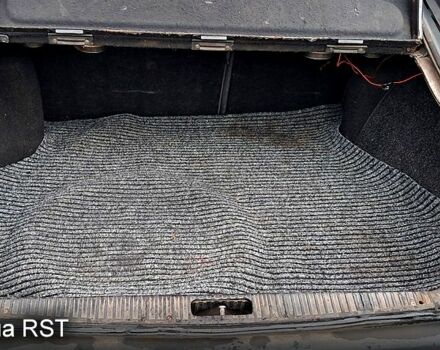 Форд Скорпио 1985 в Шостке на Automoto.ua Форд Скорпио, объемом двигателя 1.8 л и пробегом 0 тыс. км за 850 $, фото 7 на Automoto.ua