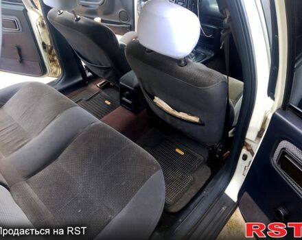 Форд Скорпио, объемом двигателя 2 л и пробегом 125 тыс. км за 780 $, фото 5 на Automoto.ua