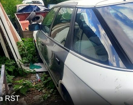 Форд Скорпио, объемом двигателя 2 л и пробегом 260 тыс. км за 1100 $, фото 5 на Automoto.ua