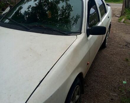 Форд Скорпио, объемом двигателя 1.8 л и пробегом 88 тыс. км за 390 $, фото 2 на Automoto.ua