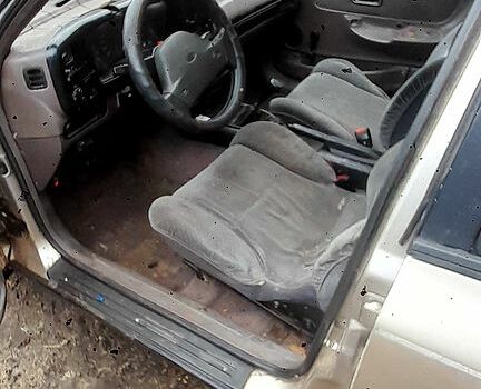 Форд Скорпио, объемом двигателя 2.5 л и пробегом 300 тыс. км за 350 $, фото 6 на Automoto.ua