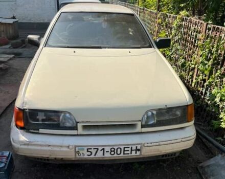 Жовтий Форд Скорпіо, об'ємом двигуна 2.5 л та пробігом 350 тис. км за 700 $, фото 1 на Automoto.ua
