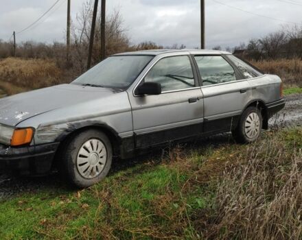 Серый Форд Скорпио, объемом двигателя 2 л и пробегом 254 тыс. км за 831 $, фото 1 на Automoto.ua