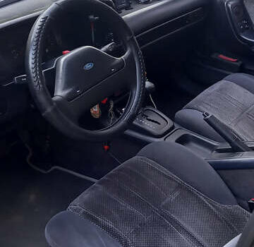 Серый Форд Скорпио, объемом двигателя 2 л и пробегом 200 тыс. км за 2199 $, фото 8 на Automoto.ua