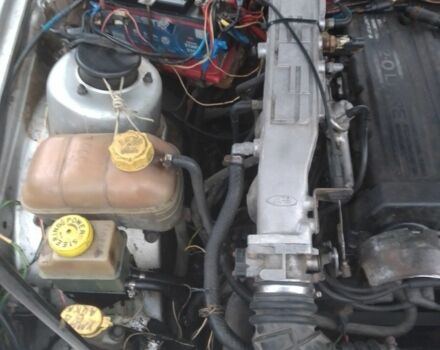 Серый Форд Скорпио, объемом двигателя 2 л и пробегом 300 тыс. км за 1184 $, фото 6 на Automoto.ua