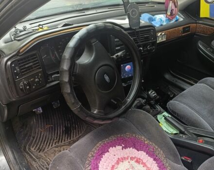 Сірий Форд Скорпіо, об'ємом двигуна 2 л та пробігом 320 тис. км за 1067 $, фото 4 на Automoto.ua