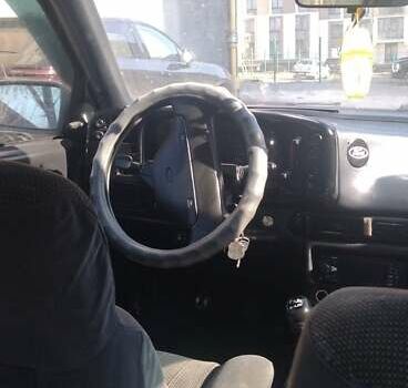 Серый Форд Скорпио, объемом двигателя 2 л и пробегом 350 тыс. км за 900 $, фото 7 на Automoto.ua