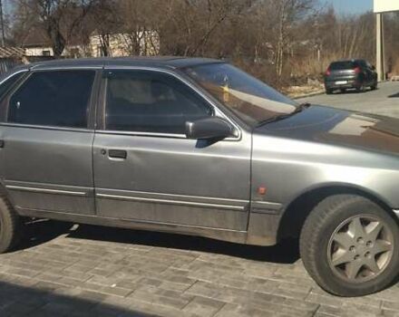 Серый Форд Скорпио, объемом двигателя 2 л и пробегом 350 тыс. км за 900 $, фото 1 на Automoto.ua