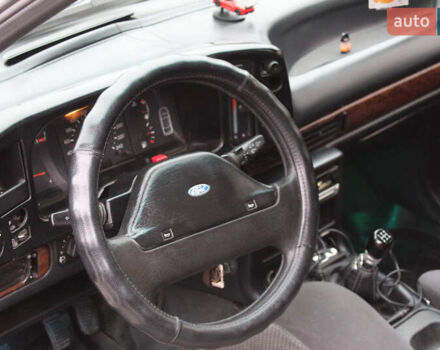 Серый Форд Скорпио, объемом двигателя 1.99 л и пробегом 140 тыс. км за 1800 $, фото 3 на Automoto.ua